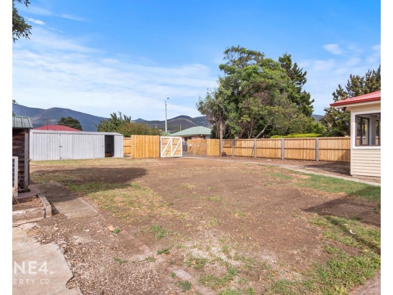 4 Penguin Drive, Glenorchy TAS 7010