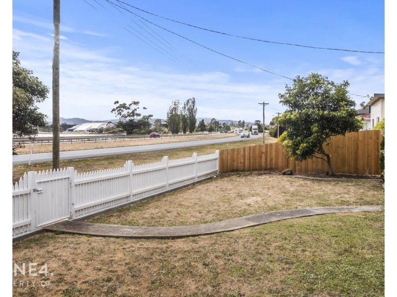 4 Penguin Drive, Glenorchy TAS 7010