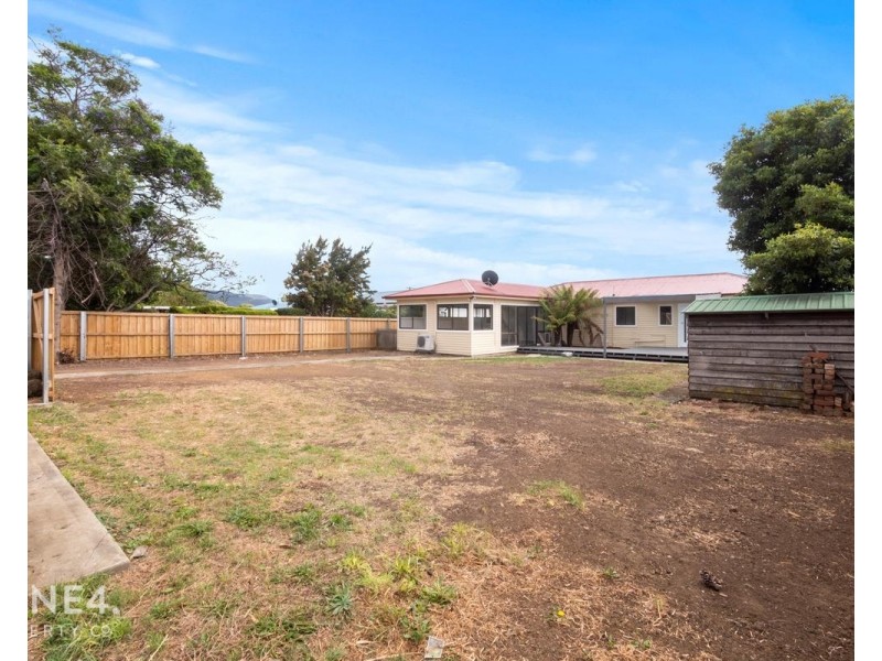 4 Penguin Drive, Glenorchy TAS 7010