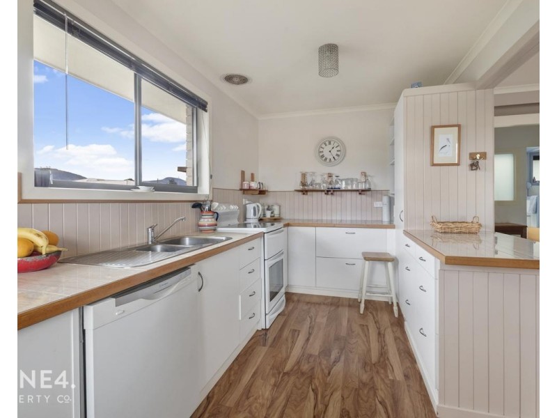 1/2 Chestnut Avenue, Lutana TAS 7009