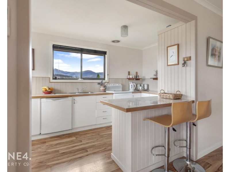 1/2 Chestnut Avenue, Lutana TAS 7009