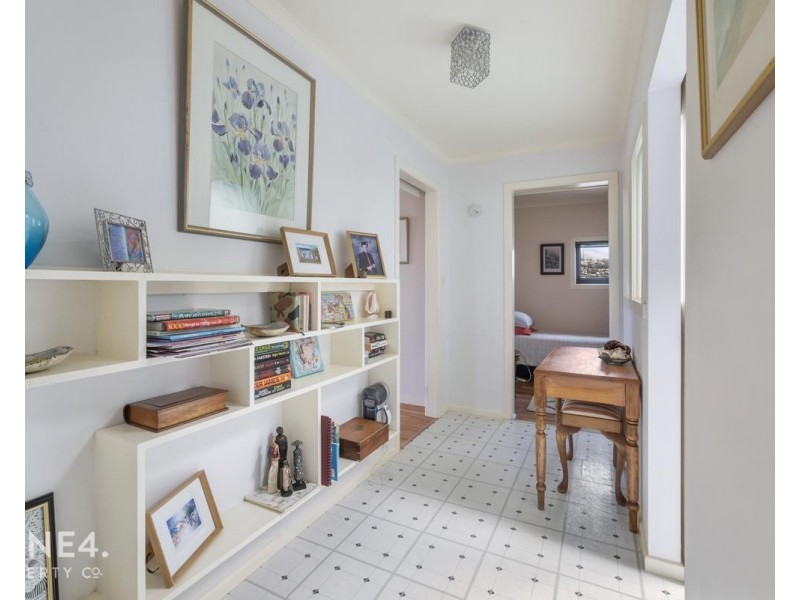 1/2 Chestnut Avenue, Lutana TAS 7009