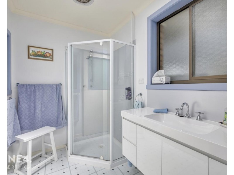 1/2 Chestnut Avenue, Lutana TAS 7009