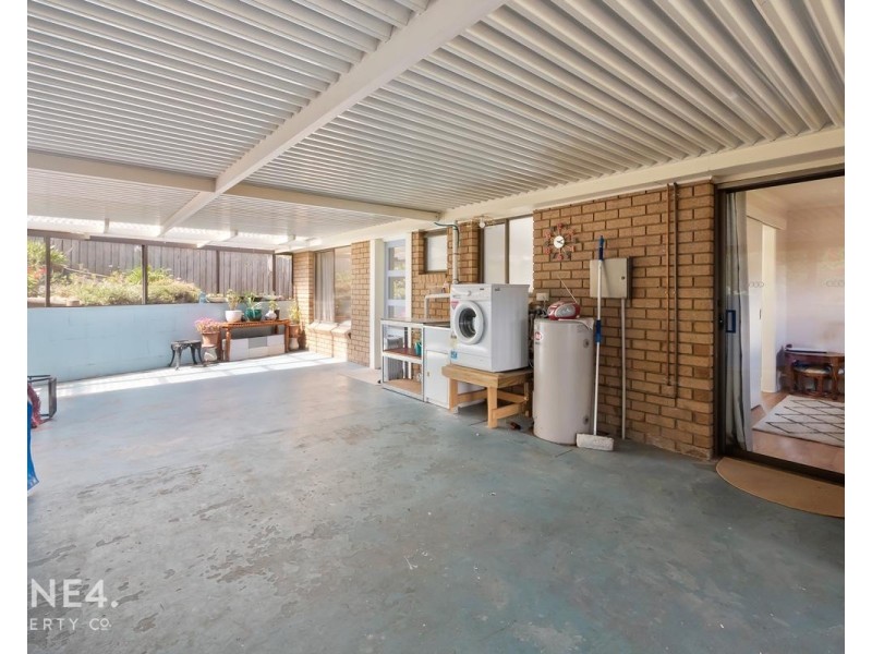 1/2 Chestnut Avenue, Lutana TAS 7009