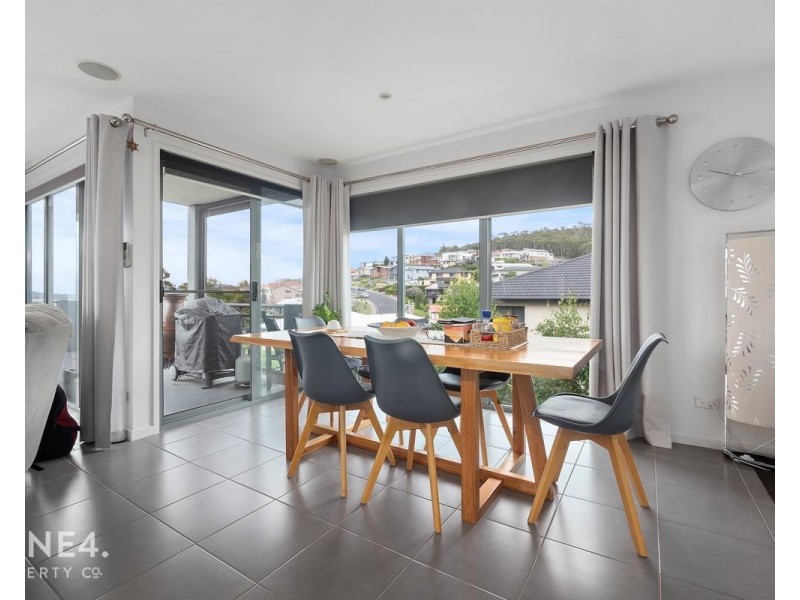 647 Oceana Drive, Tranmere TAS 7018