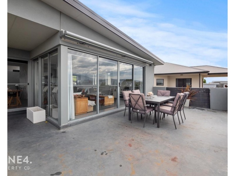 647 Oceana Drive, Tranmere TAS 7018