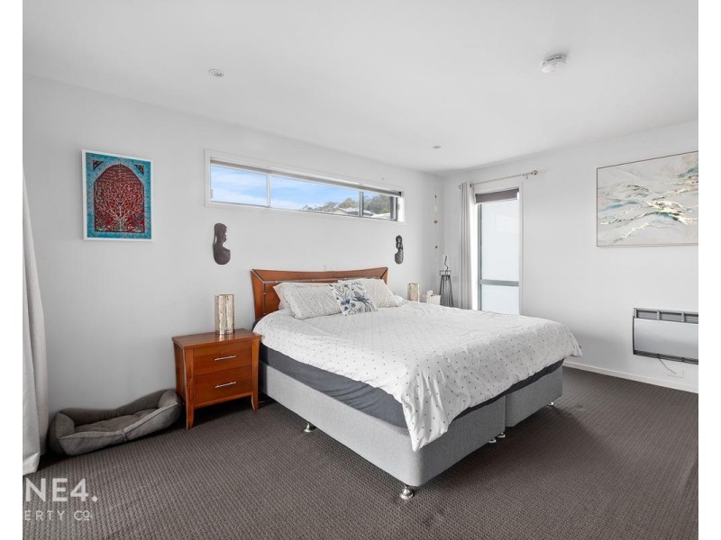 647 Oceana Drive, Tranmere TAS 7018