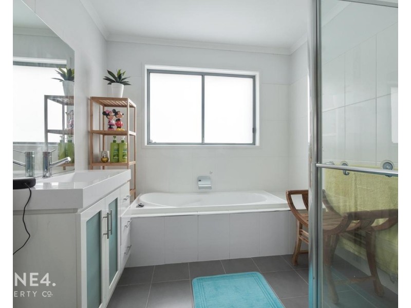 647 Oceana Drive, Tranmere TAS 7018