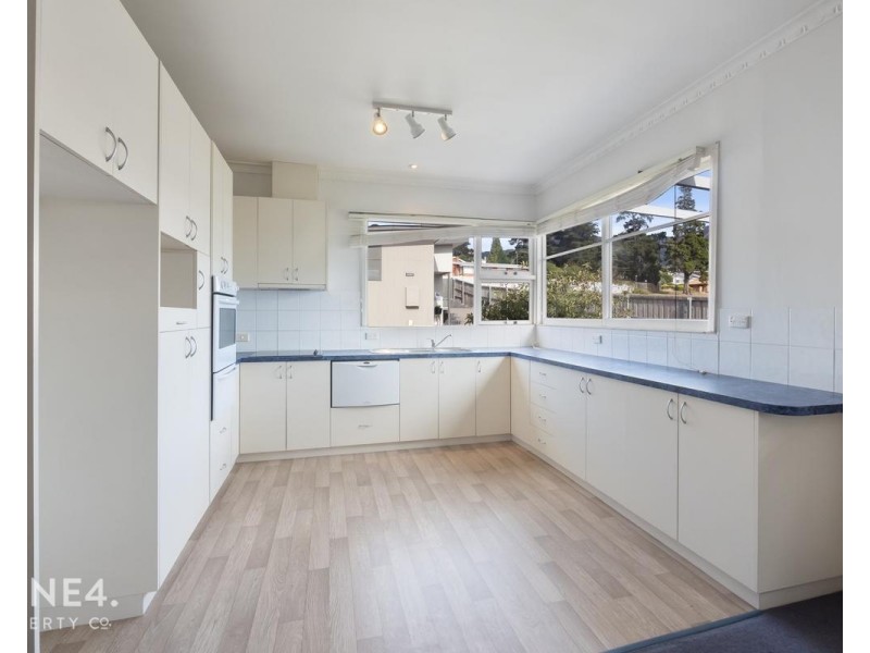 1/6 Main Road, Claremont TAS 7011