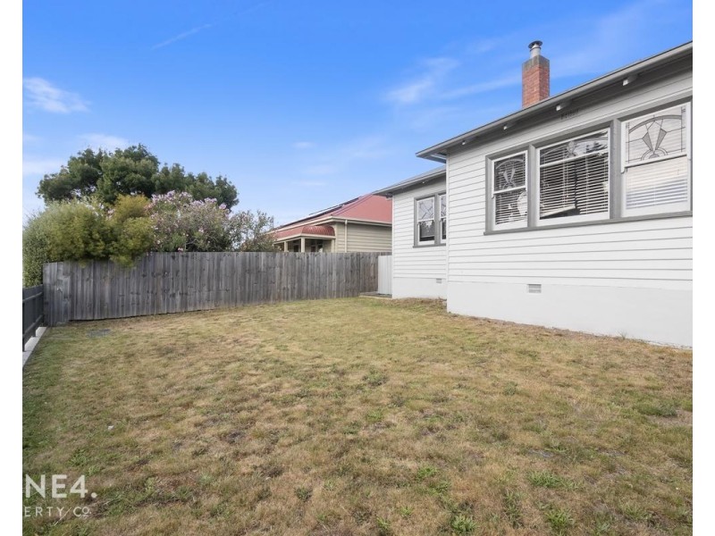 1/6 Main Road, Claremont TAS 7011