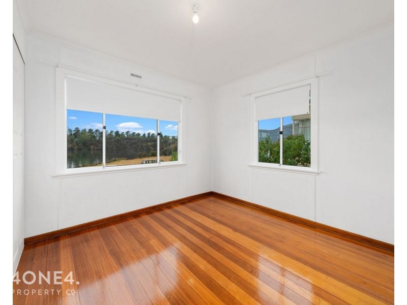 13 Curlew Parade, Claremont TAS 7011