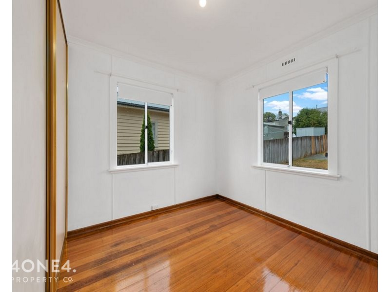 13 Curlew Parade, Claremont TAS 7011