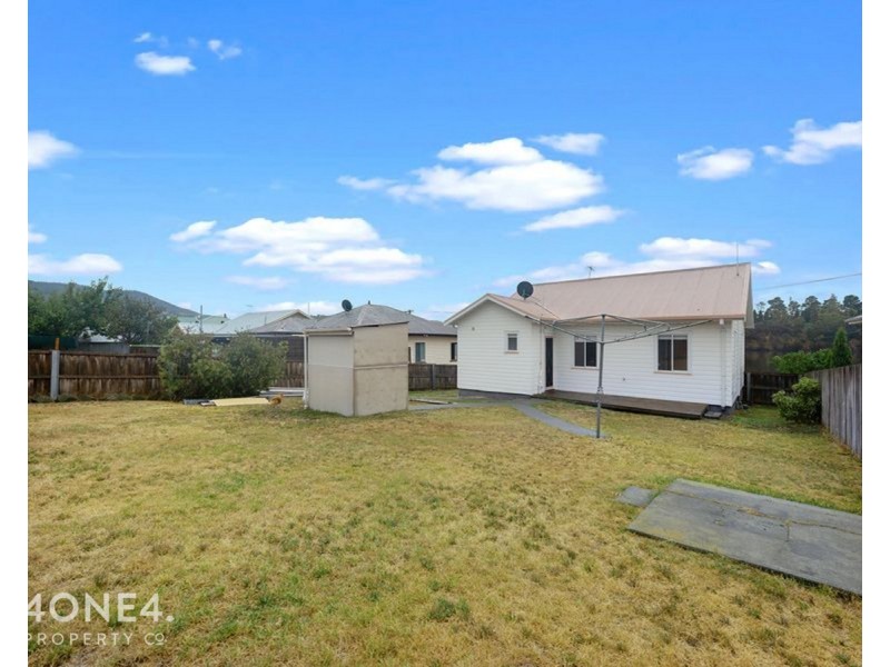 13 Curlew Parade, Claremont TAS 7011