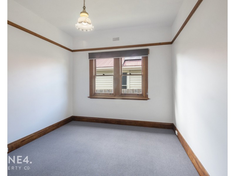 1/6 Main Road, Claremont TAS 7011