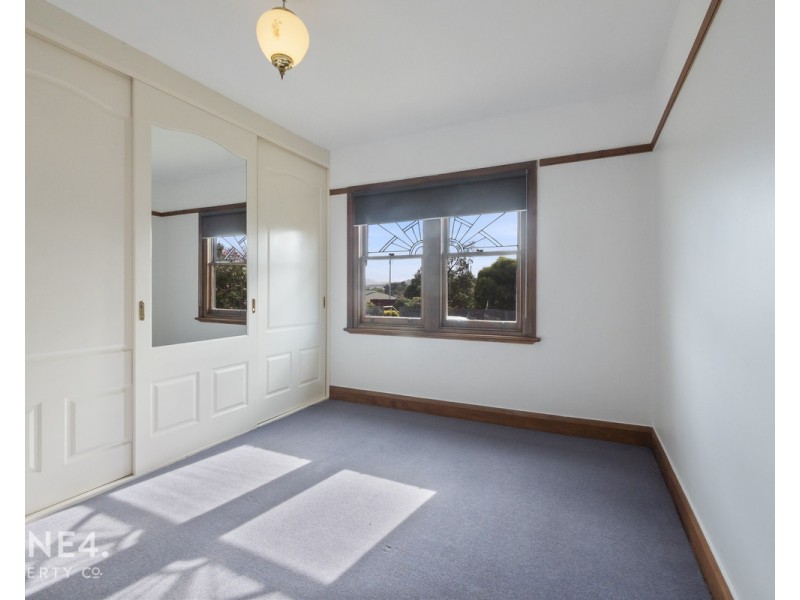 1/6 Main Road, Claremont TAS 7011