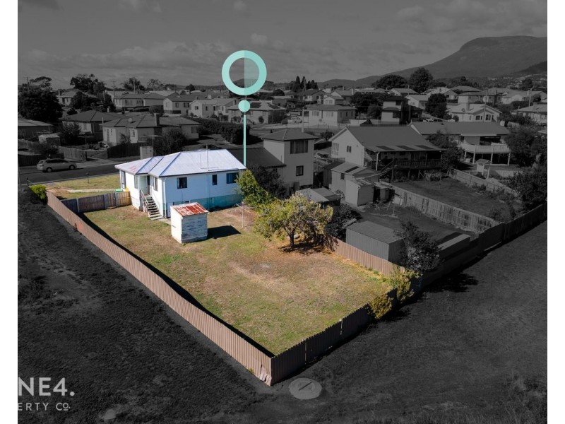 6 Curlew Parade, Claremont TAS 7011