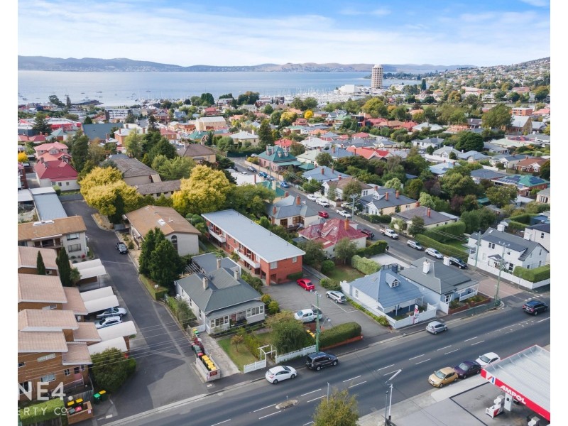 2/43 Regent Street, Sandy Bay TAS 7005