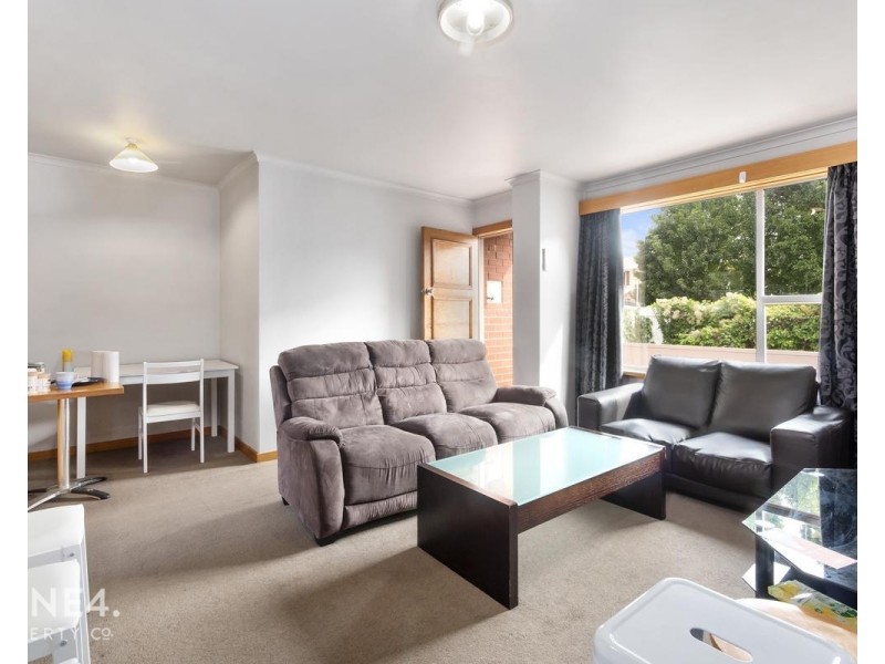 2/43 Regent Street, Sandy Bay TAS 7005