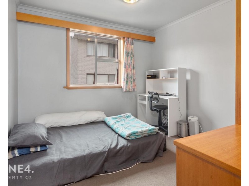 2/43 Regent Street, Sandy Bay TAS 7005