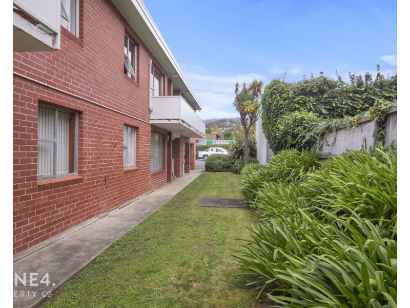 2/43 Regent Street, Sandy Bay TAS 7005