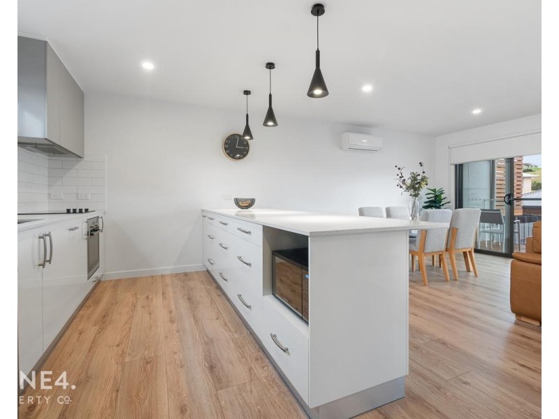 2/59 Apolline Drive, Kingston TAS 7050