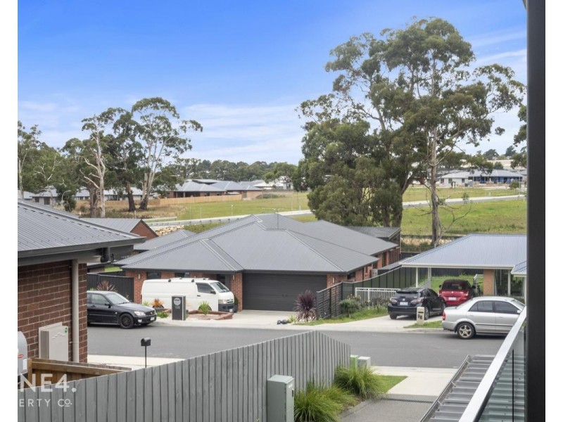 2/59 Apolline Drive, Kingston TAS 7050