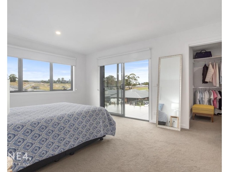 2/59 Apolline Drive, Kingston TAS 7050