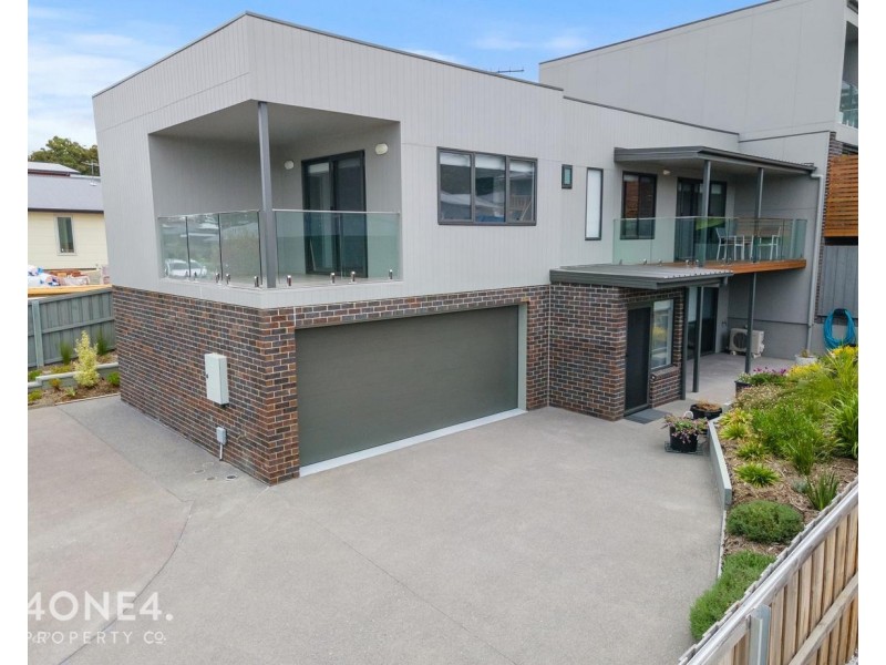 2/59 Apolline Drive, Kingston TAS 7050