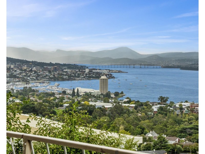 1 & 2/15 Capri Drive, Sandy Bay TAS 7005