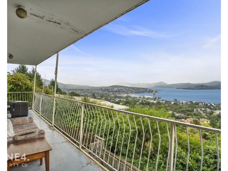 1 & 2/15 Capri Drive, Sandy Bay TAS 7005