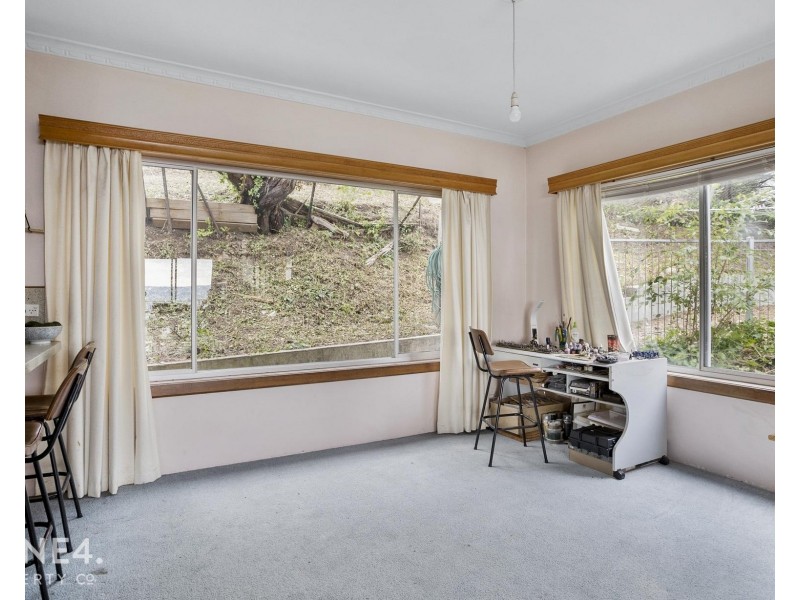 1 & 2/15 Capri Drive, Sandy Bay TAS 7005
