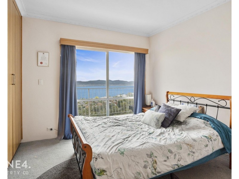 1 & 2/15 Capri Drive, Sandy Bay TAS 7005