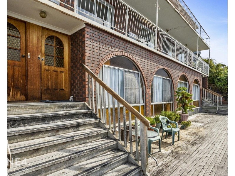 1 & 2/15 Capri Drive, Sandy Bay TAS 7005