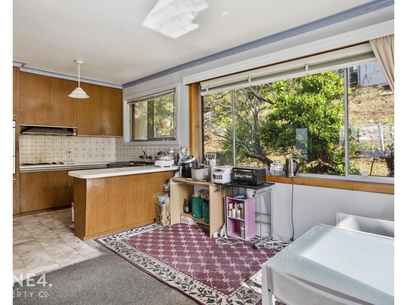 1 & 2/15 Capri Drive, Sandy Bay TAS 7005