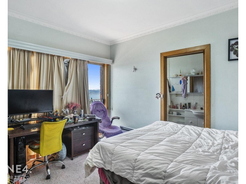 1 & 2/15 Capri Drive, Sandy Bay TAS 7005