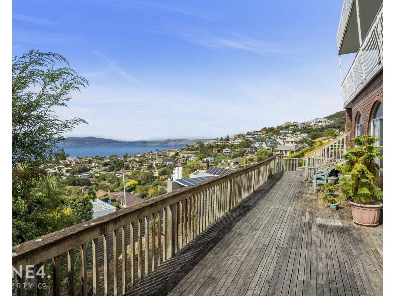 1 & 2/15 Capri Drive, Sandy Bay TAS 7005