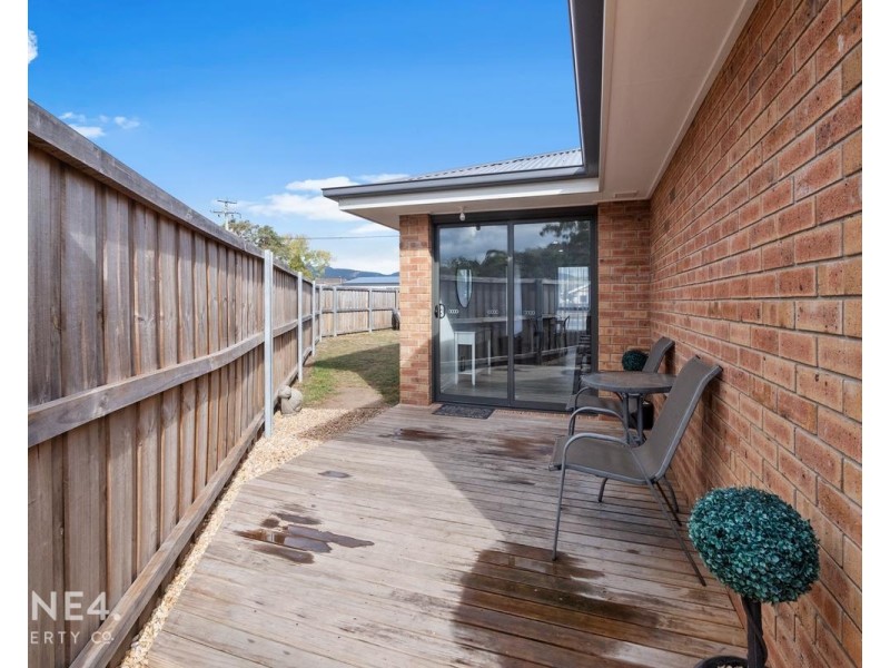1/261 Back River Road, New Norfolk TAS 7140