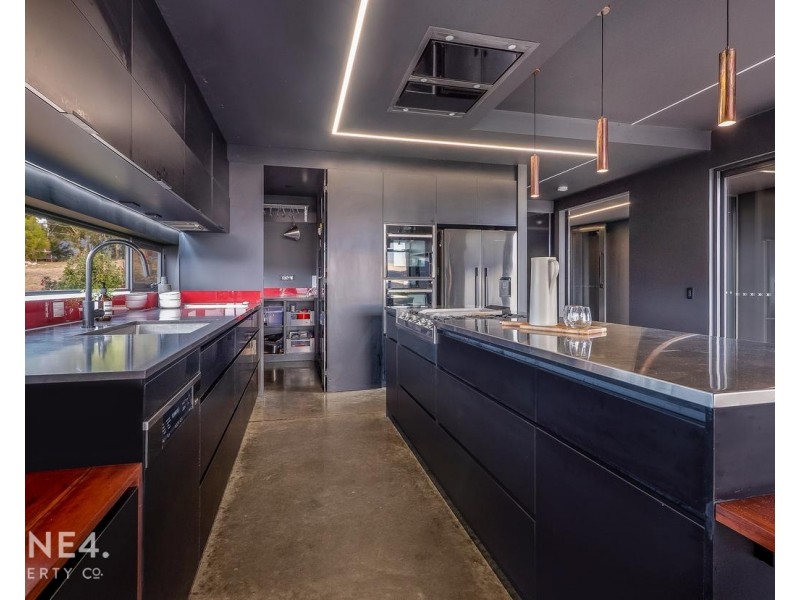 20 Upper Hilton Road, Claremont TAS 7011