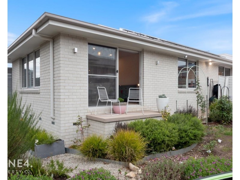 4/1 Hance Road, Howrah TAS 7018