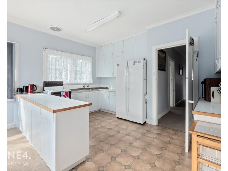 17 Centreway Avenue, Wayatinah TAS 7140