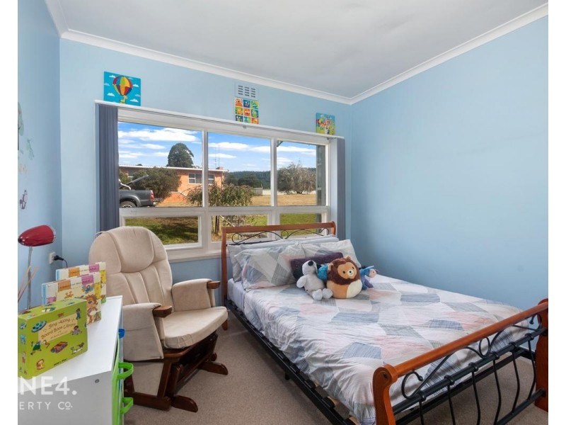 17 Centreway Avenue, Wayatinah TAS 7140