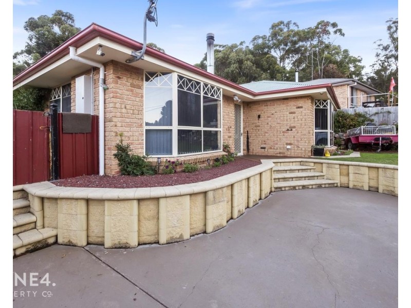 81 Russell Road, Claremont TAS 7011