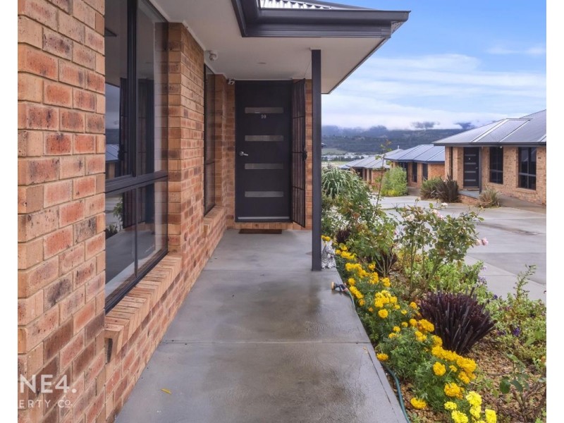 10/13 Burrows Avenue, Brighton TAS 7030