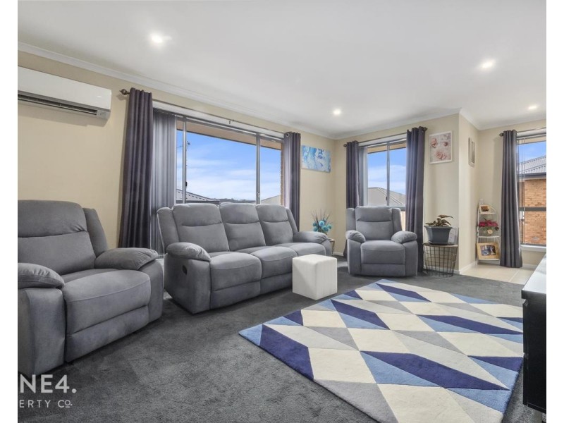 10/13 Burrows Avenue, Brighton TAS 7030