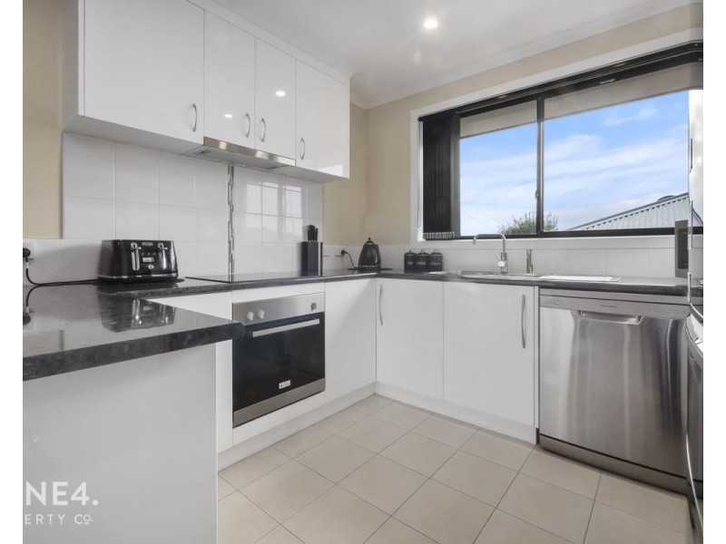 10/13 Burrows Avenue, Brighton TAS 7030