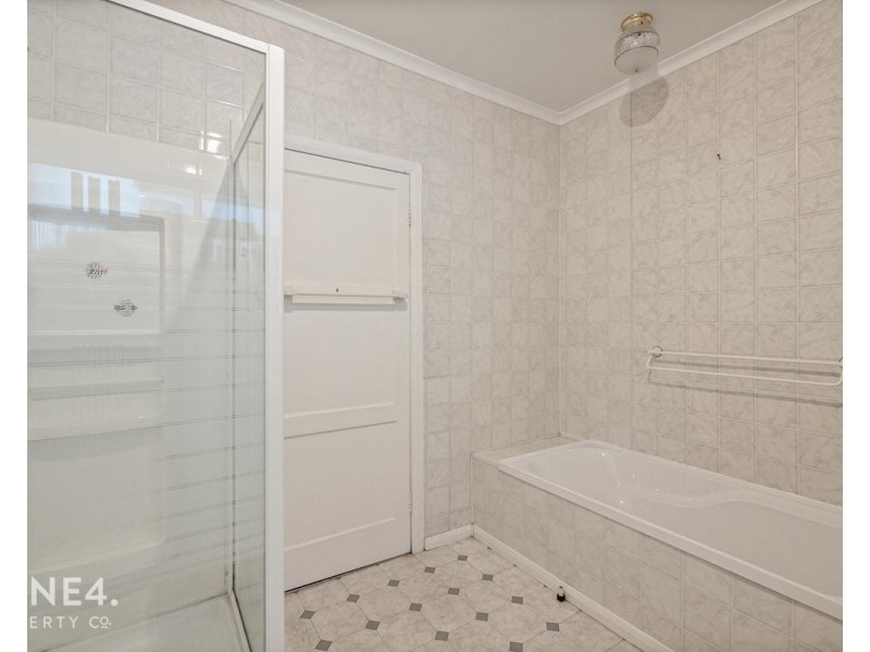 8 Browning Road, Moonah TAS 7009
