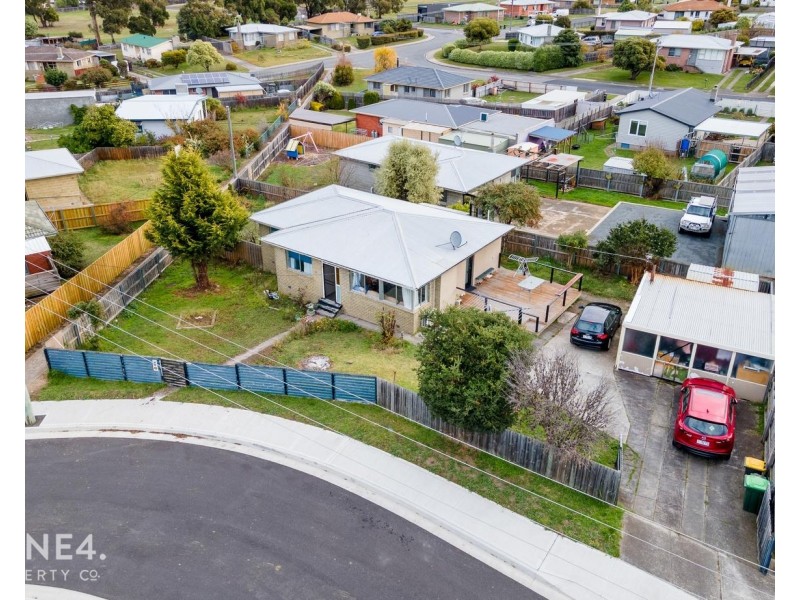24 Hookey Court, Rokeby TAS 7019