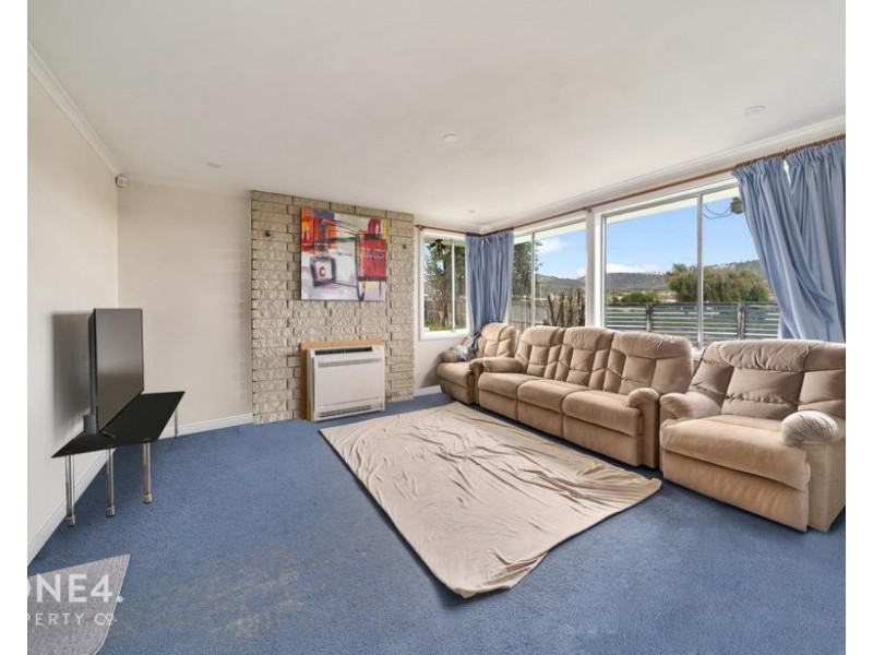 24 Hookey Court, Rokeby TAS 7019