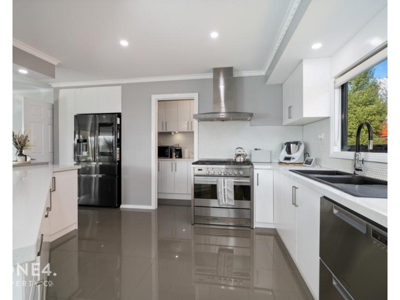 17 Turnbull Crescent, Rosetta TAS 7010