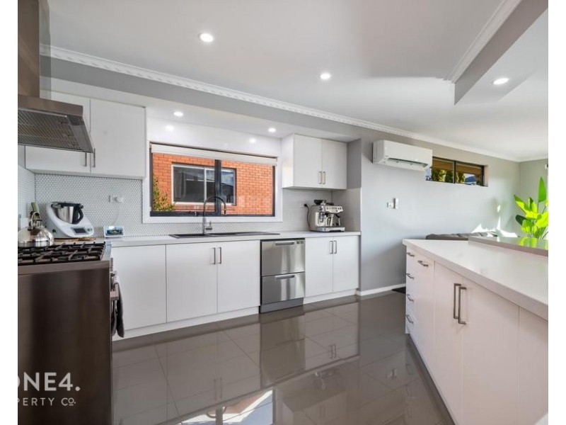 17 Turnbull Crescent, Rosetta TAS 7010